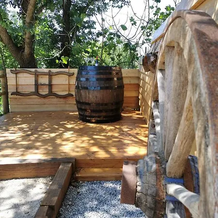 Le Du Moulin Apartment